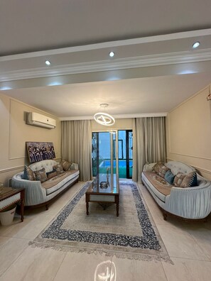 Living area - modern 4-bedroom villa with AC in El Sheikh Zayed City (El Sheikh Zayed City)