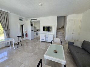 TV - MedVillas Dalyan (Dalyan)