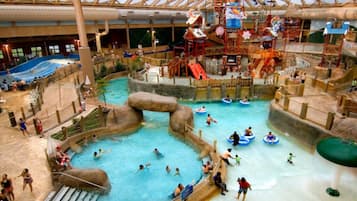 Piscine couverte, piscine extérieure