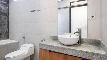 Quarto luxo | Banheiro