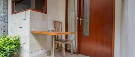 Deluxe Room | Outdoor dining