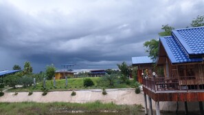 Property grounds - Min Land Resort (Pak Tho)