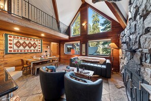 Living area - Private Beach + Pier + Hot Tub | Carnelian Bay | Grand Elk Chalet (Carnelian Bay)