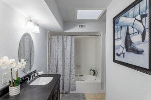 Bathroom - 3BR The Montrose Collective F! Steps to Food & Fun (Houston)