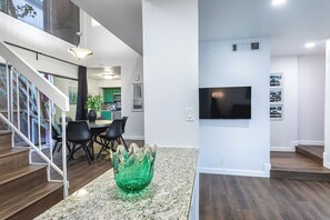 Dining - 3BR The Montrose Collective F! Steps to Food & Fun (Houston)