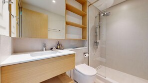 Hair dryer, towels - Exquisite 2 Bed l City View near Dubai Hills Mall (Dubai Hills)