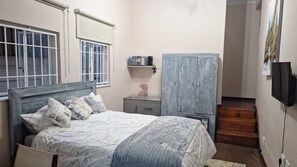 1 chambre, accès Internet, draps fournis