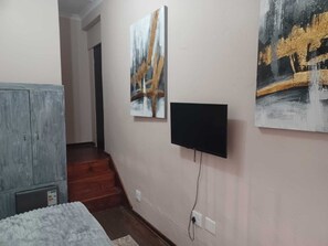 Room - J's Place - where tranquility meets practicality (Johannesburg)