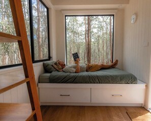 Interior - Tiny Robinson - Lake Macquarie (Wyee)