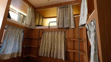 Dormitório compartilhado, vista para a montanha | Parte interna