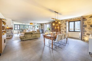 Interior - IRAZABAL BEHERIA VILLA (ESPELETTE)