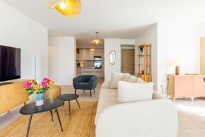 Living area - Cape Biscay - Close to the sea (CAP BRETON)