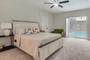 5 bedrooms, desk, Internet, bed sheets - Shuttle Launch Views! Escape 9 Mi to Cocoa Beach (Rockledge)