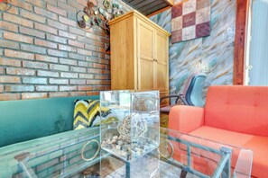 Interior - Gym & Sauna Access On-Site - College Park Studio! (College Park)