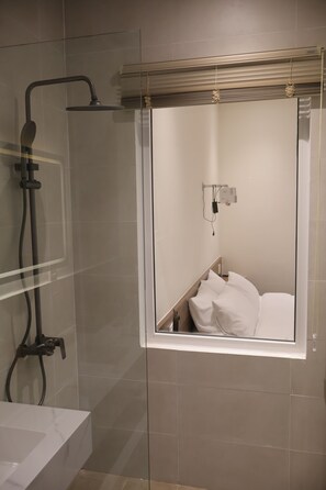 Basic Double Room Single Use, Non Smoking | Bathroom - 1909 Home Dalat (Da Lat)
