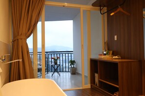 Bathroom - 1909 Home Dalat (Cam Ly)