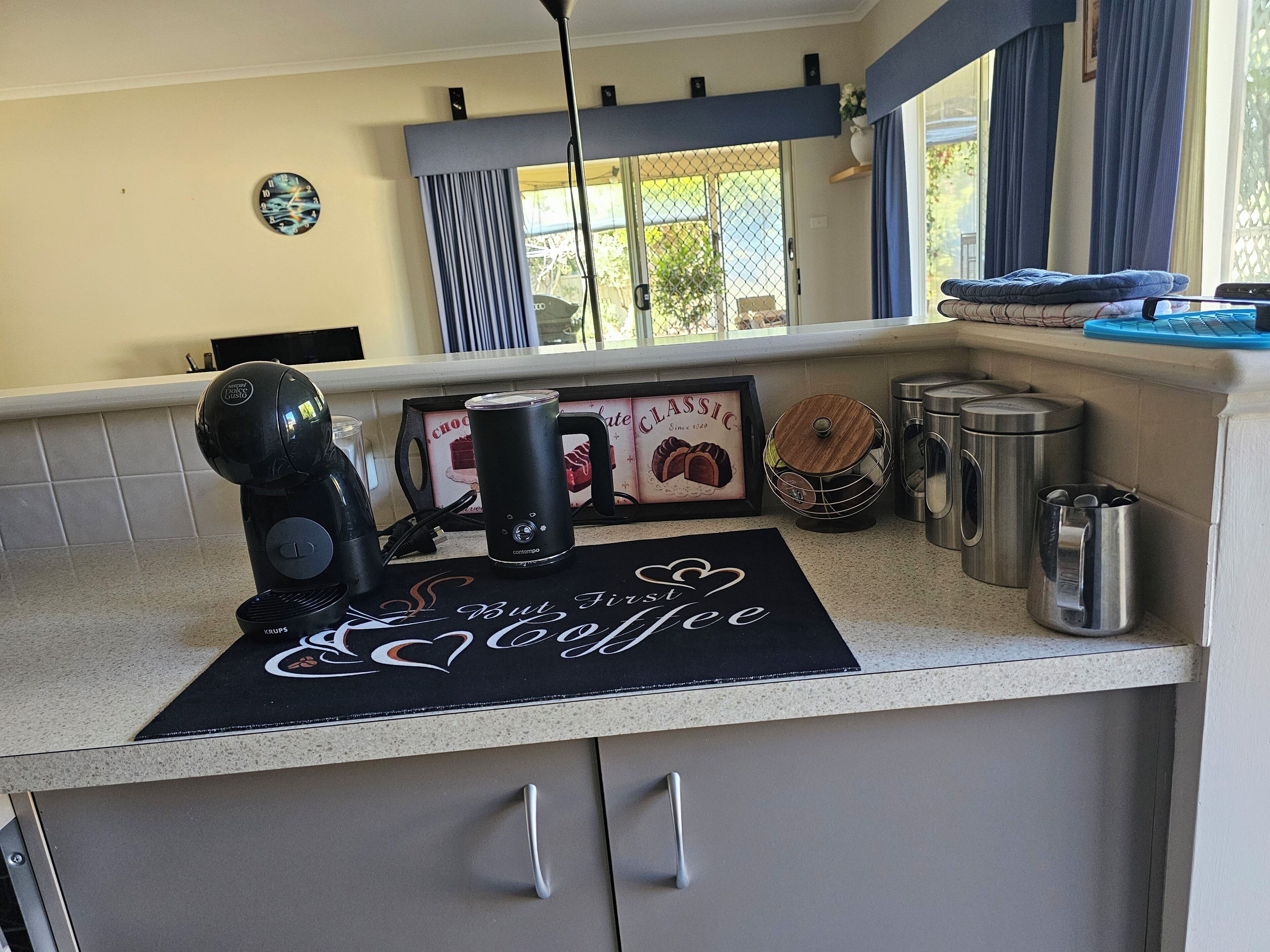 المنشأة من الداخل