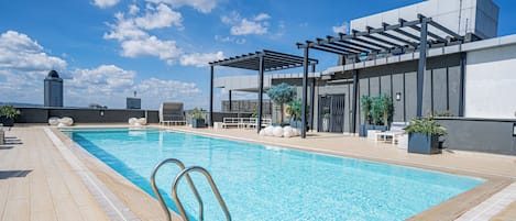 Indoor pool, outdoor pool