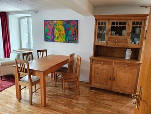 Dining - 'maisonette 5' – Spacious apartment in Kürnberg with mountain view, private terrace & balcony, parking, Wi-Fi (Schopfheim)