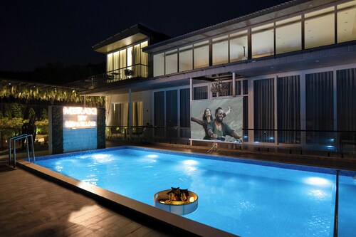 Alaya Stays Parinita Farm 4 BHK Villa