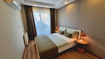 Apartment, Balcony, City View