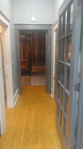 Adorable 1-bedroom apartment with AC in charming Cumberland