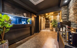 المنشأة من الداخل