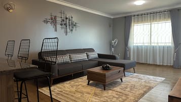 Căn hộ Deluxe, quang cảnh hồ | Khu phòng khách