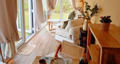Tiny House 900 m from the sea