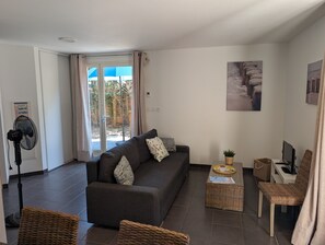 TV - Beautiful apart for 5, near the lake (Lacanau)