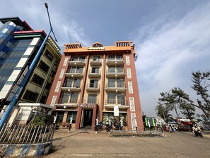 Exterior - Beach Side Hotels Big boss (Digha)