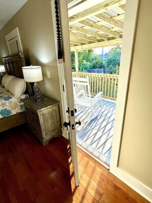 3 bedrooms, iron/ironing board, WiFi