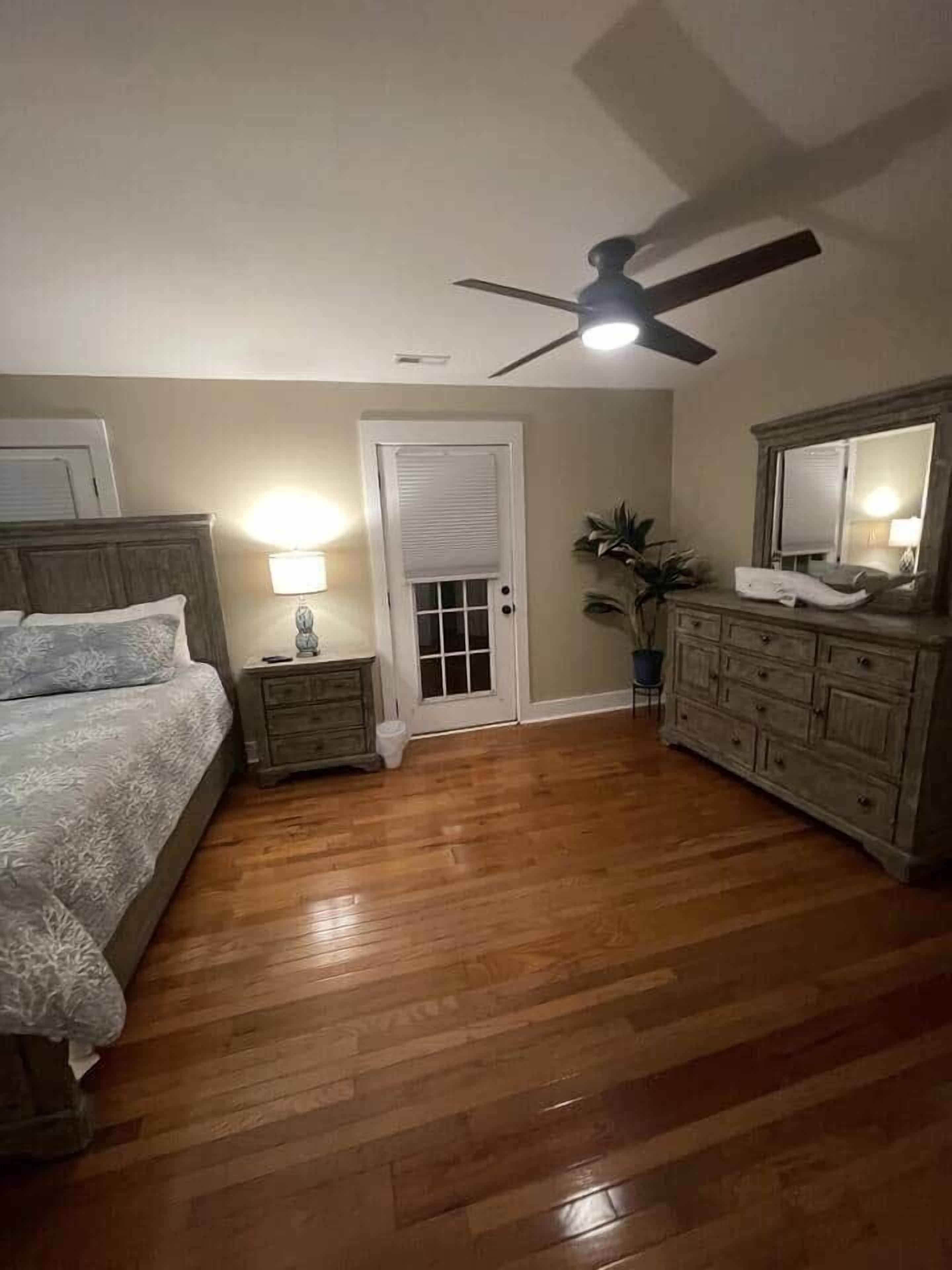 3 bedrooms, iron/ironing board, WiFi