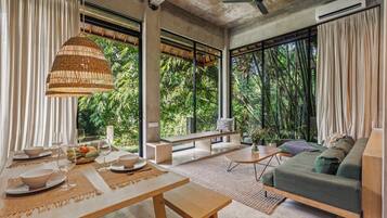 Apartamento, 2 quartos, cozinha, vista para o jardim | Sala de estar