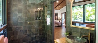 Rhulani Lodge ~ sauna, spa, pizza oven, fireplace