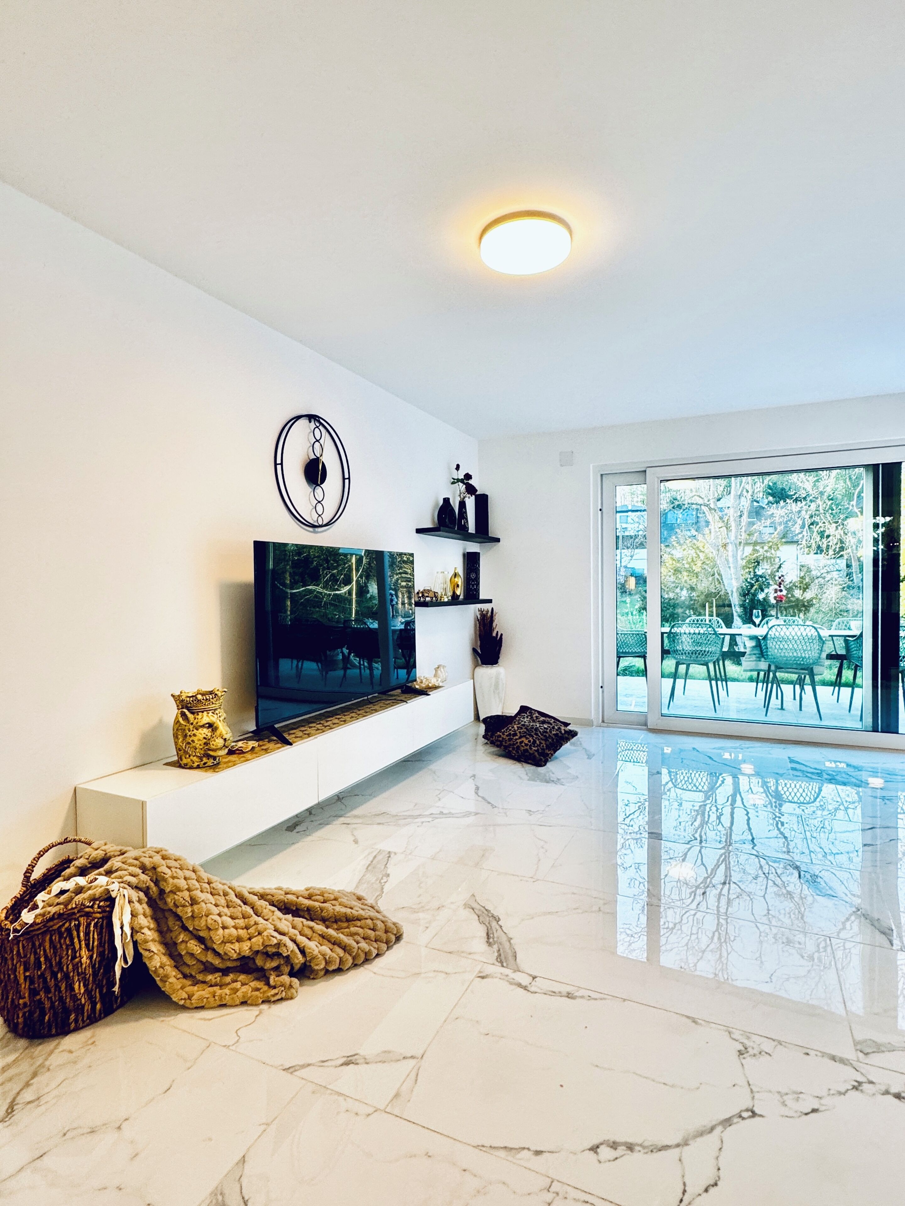 Luxury Villa | Living area