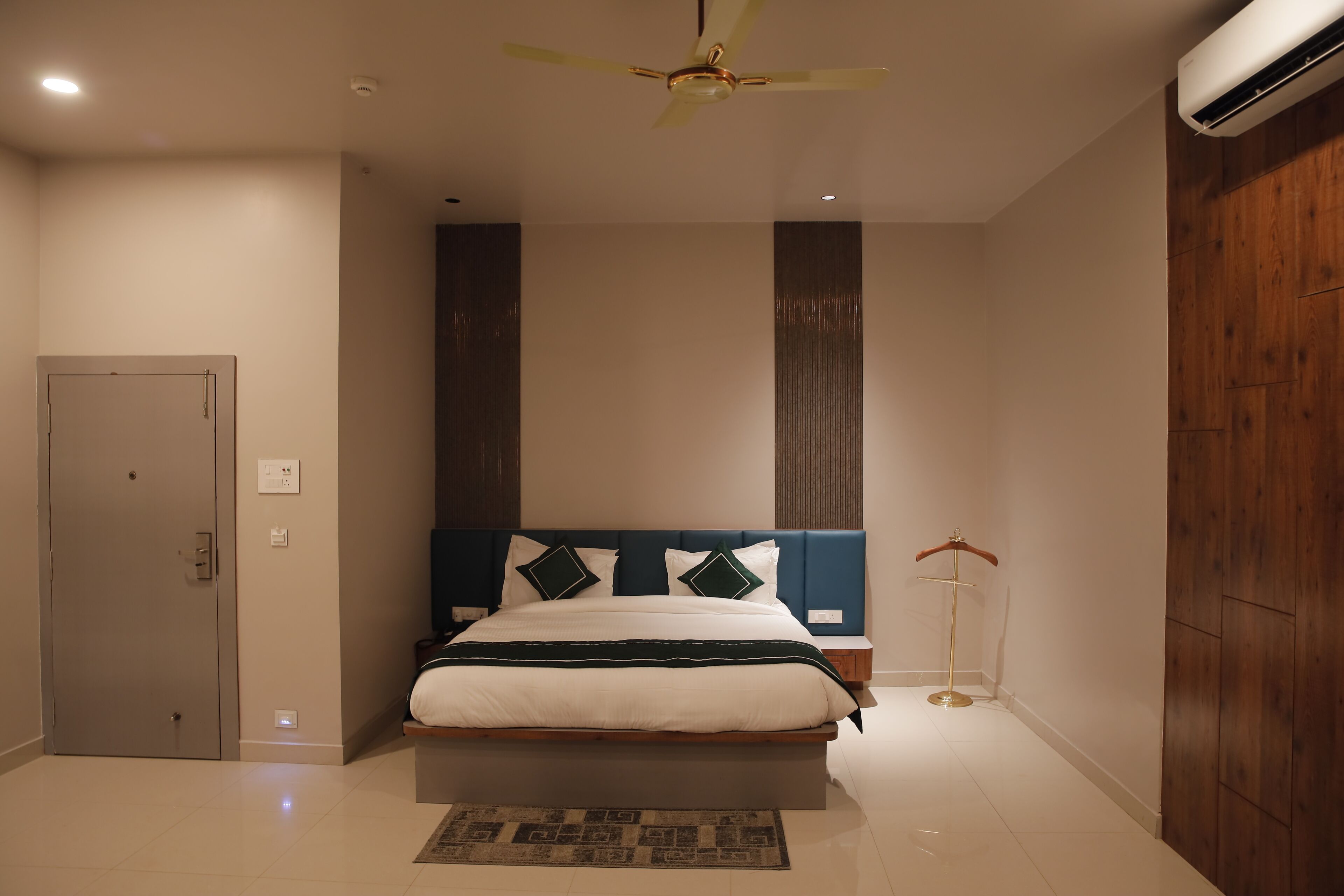 华丽双人房, 城市景观