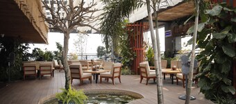 โรงแรม สุบันสิริ  