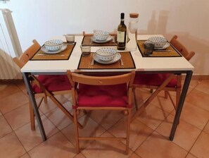 Dining - Vrbo Property (Firenze)