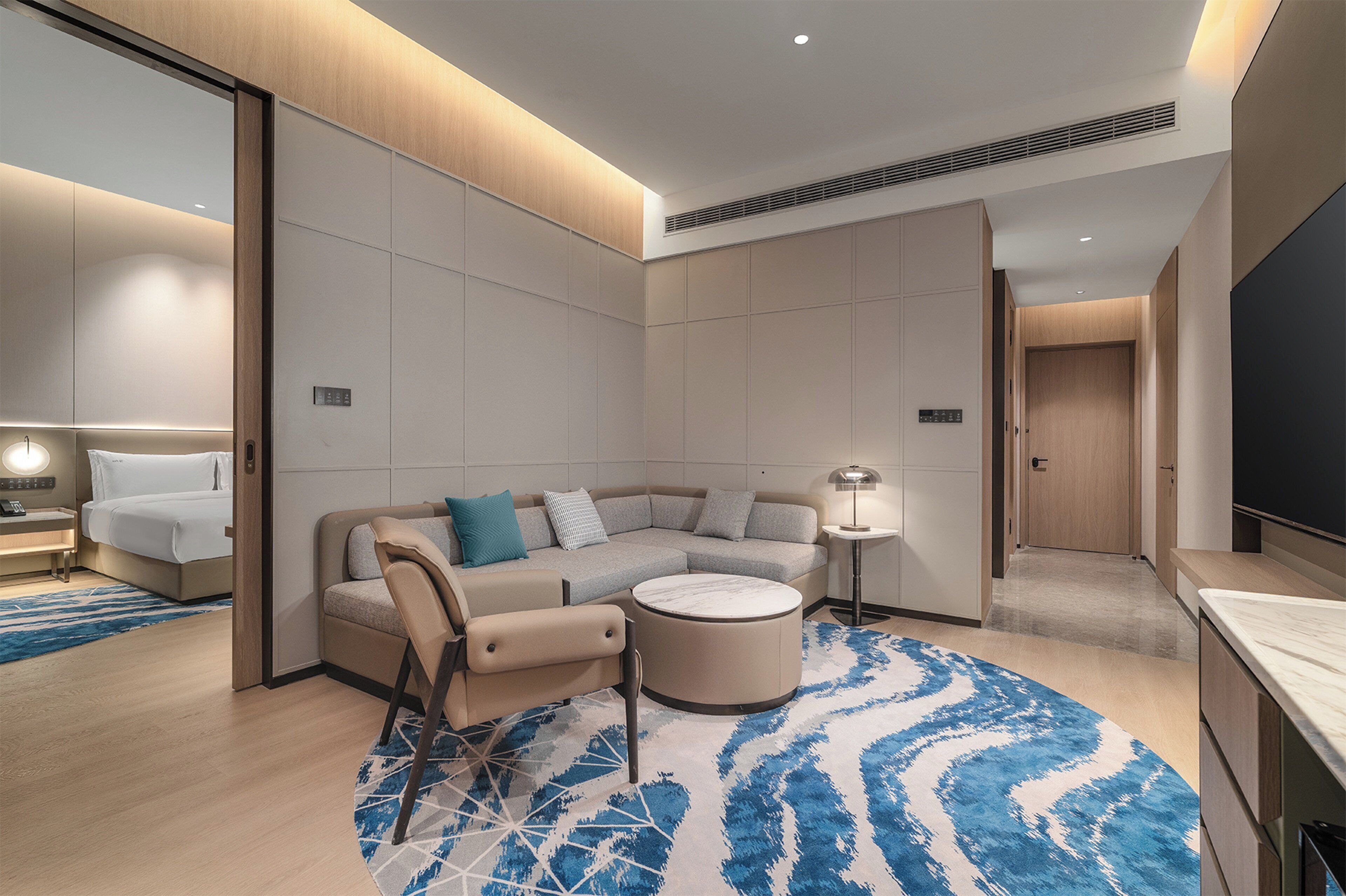Suite, 1 Bedroom, Lake View
