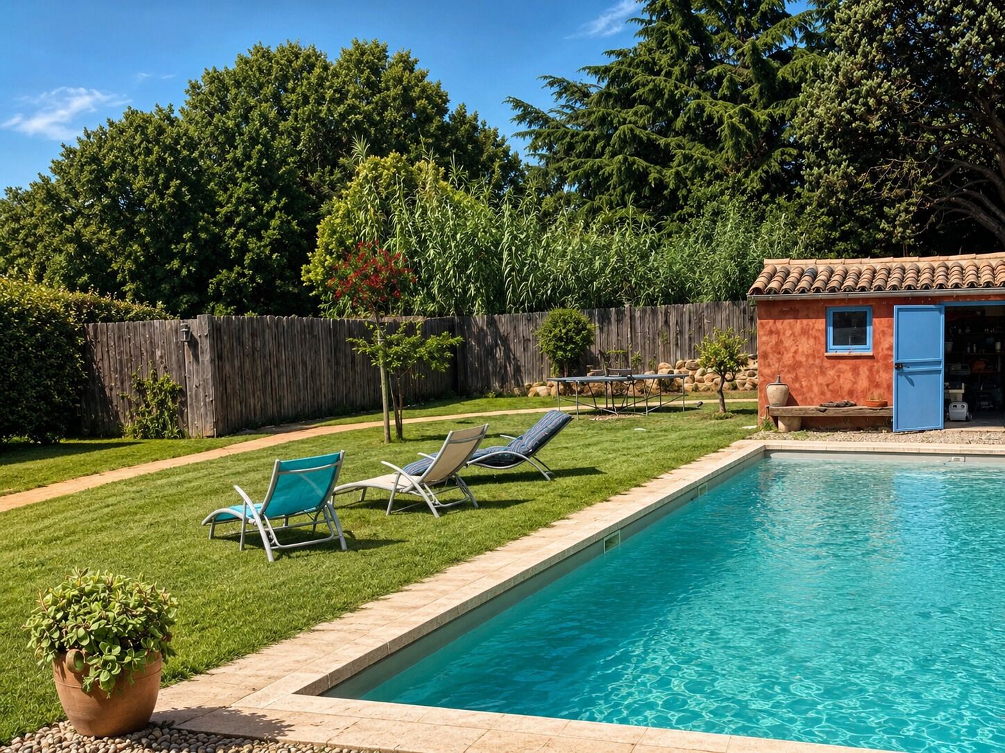 Piscine couverte, piscine extérieure