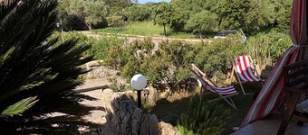 Holiday Home 'Appartamento Baia 12' with Private Garden, Wi-Fi and Air Conditioning