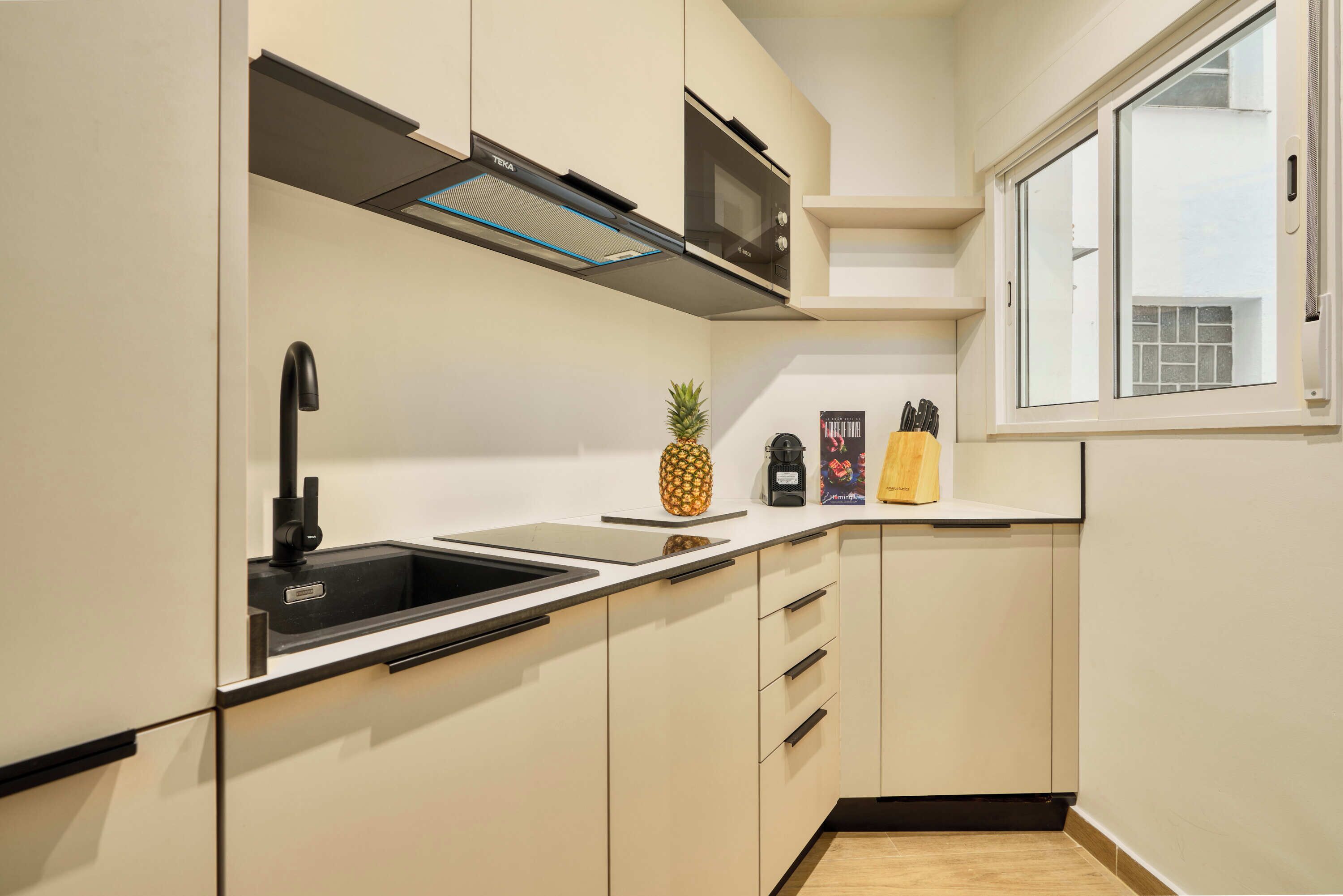 Premium appartement, toegankelijk voor rolstoelgebruikers, patio | Privékeuken