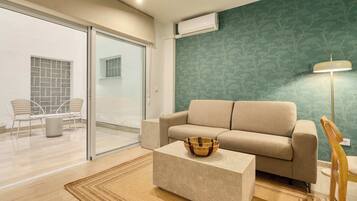 Premium Apartment, Mobility Accessible, Patio | Living area