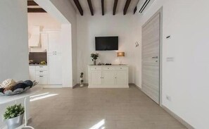 Interior - Little Box House - Modern design and tranquility in the heart of the city (Firenze)