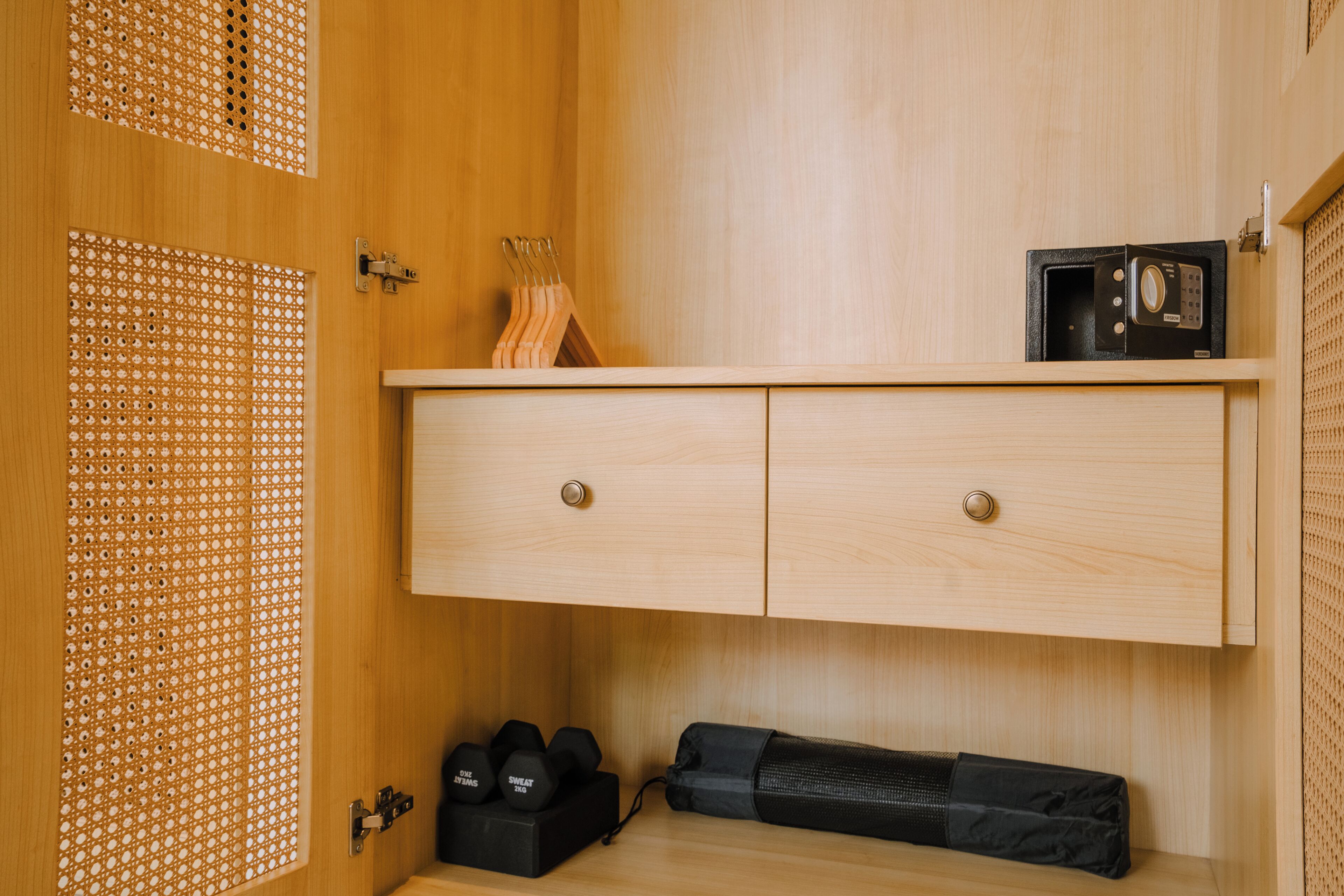 In-room safe, iron/ironing board, free WiFi, bed sheets