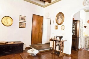 Interior - An authentic stay in the heart of Florence, a stone's throw from history (Firenze)