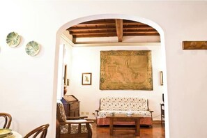 Interior - An authentic stay in the heart of Florence, a stone's throw from history (Firenze)