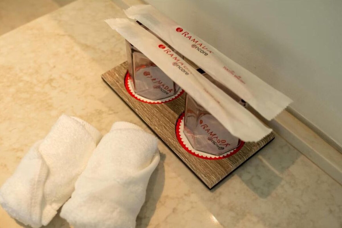 Bathroom amenities