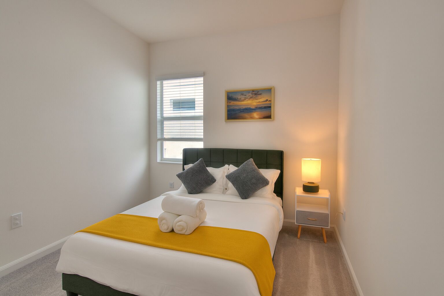 Habitación doble clásica, 1 cama Queen size, para no fumadores | Wifi gratis y ropa de cama 